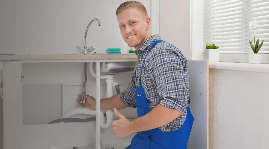 Expert burst pipe repair services in White Heath, IL
